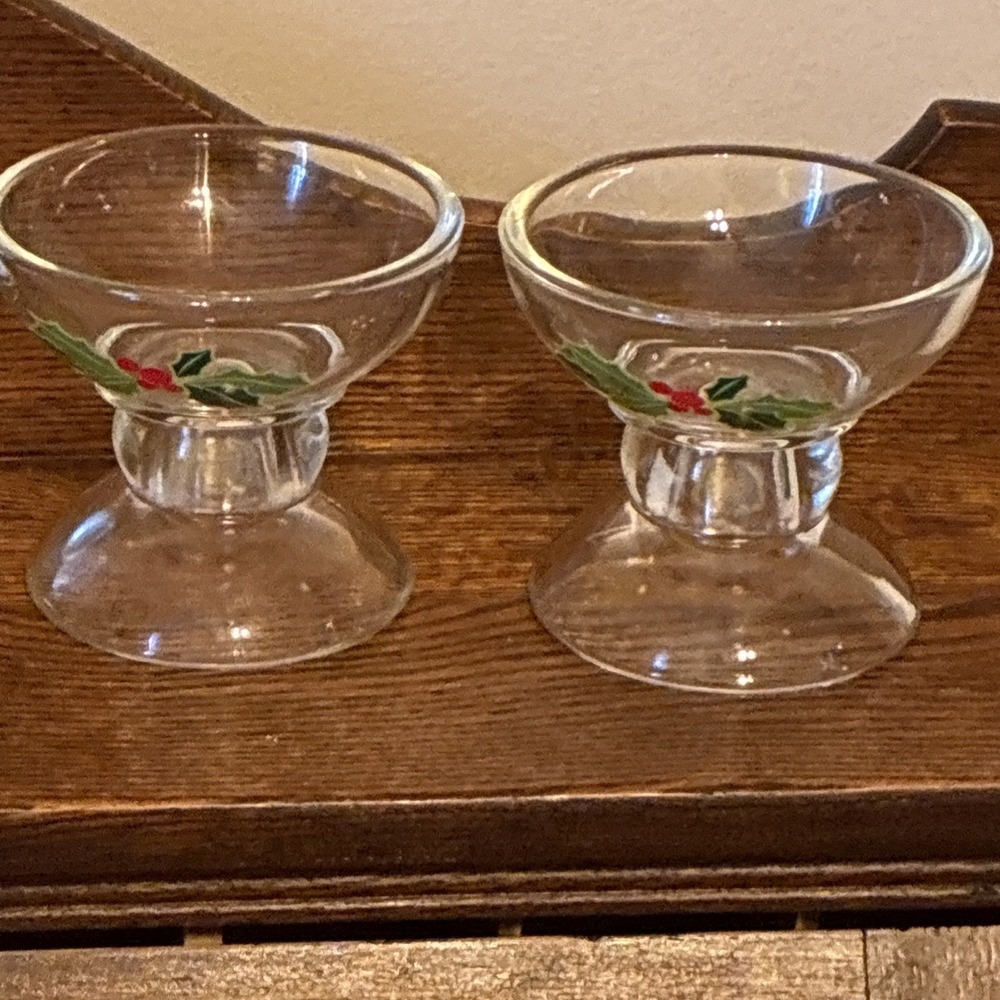 Vintage AVON "Holly Holiday Hostess Collection" Set of‎ Candlestick Holders